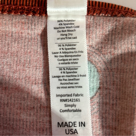 LuLaRoe NWT Polka Dot Short Sleeve Classic T Size XS - Picture 6 of 9